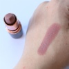 Губная помада Makeup Revolution Iconic Matte Revolution Lipstick Chauffeur - Свотчи губной помады Makeup Revolution Iconic Matte Chauffeur